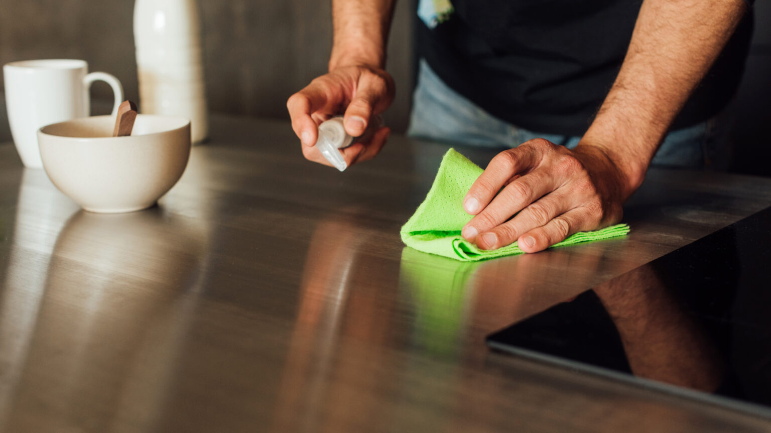How to Clean and Maintain the Polish of Your Wooden Dining Table